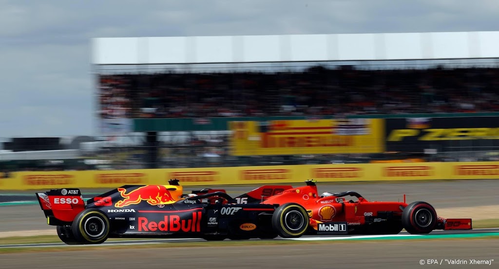 Verstappen maakt weer 'actie van het jaar'