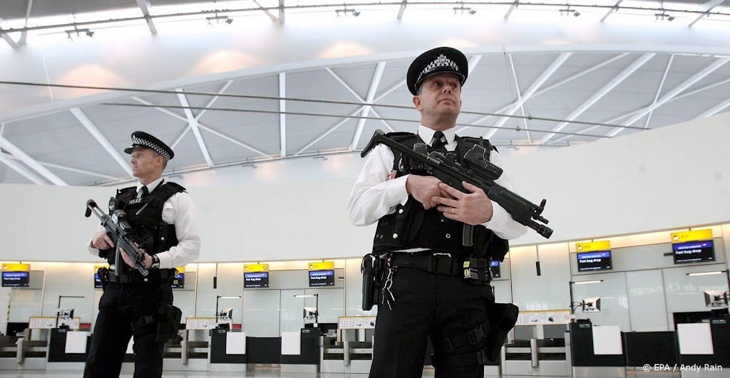 Britse grenspolitie staakt rond feestdagen op vliegvelden