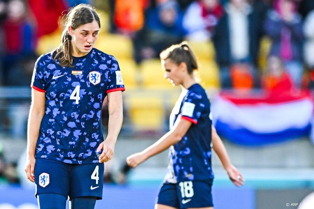 Voetbalster Nouwen scheurt voorste kruisband 