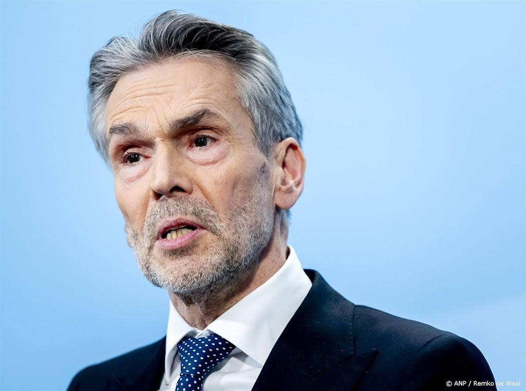 Premier Schoof wil zondag rampplek in Den Haag bezoeken