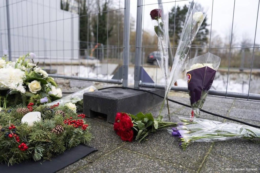 Honderden aanwezigen bij herdenking dodelijke explosie Tarwekamp