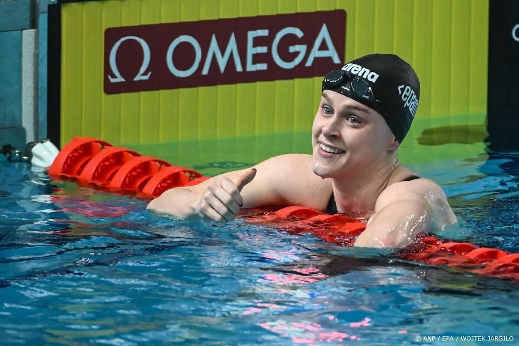 Zwemster De Waard pakt EK-brons op 50 meter rugslag