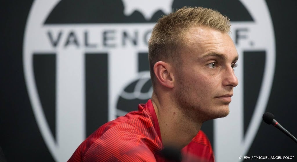 Doelman Cillessen tegen Real Madrid weer op de bank