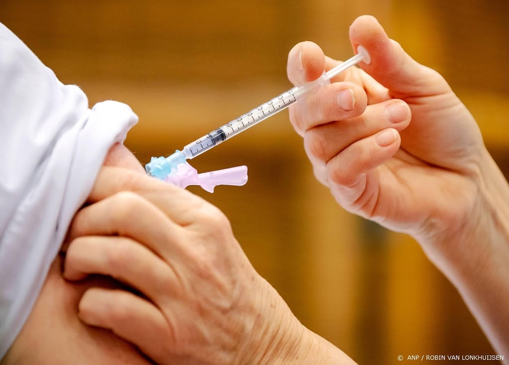 EU verdubbelt bestelling, nog eens 300 miljoen van eerste vaccin