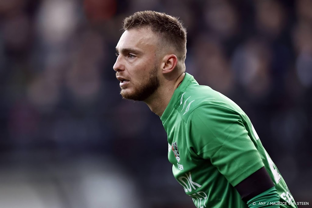 Doelman Cillessen doet Ajax pijn en hoopt op rentree bij Oranje 