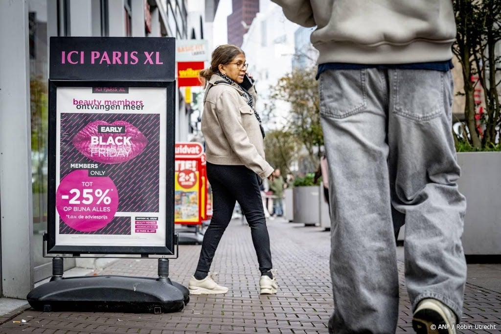 Consumenten geven meer uit aan goederen en diensten