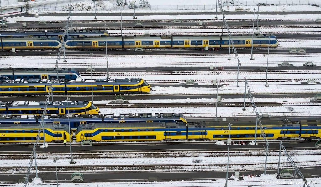 NS rijdt vrijdag opnieuw volgens afgeschaalde dienstregeling