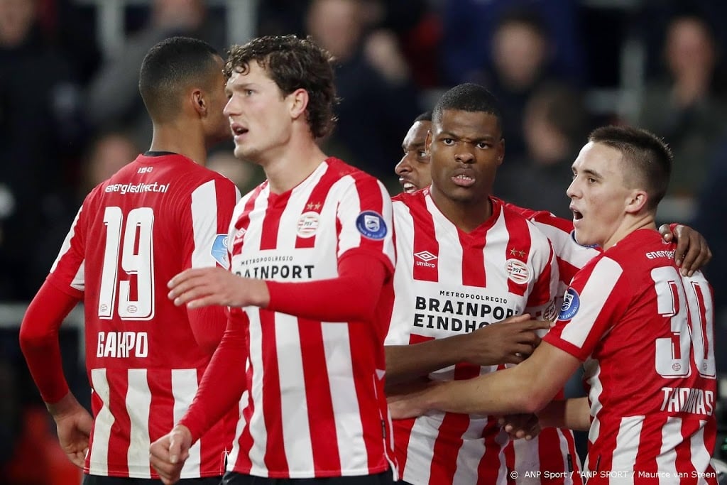 PSV boekt bevrijdende zege (3-0) op Willem II