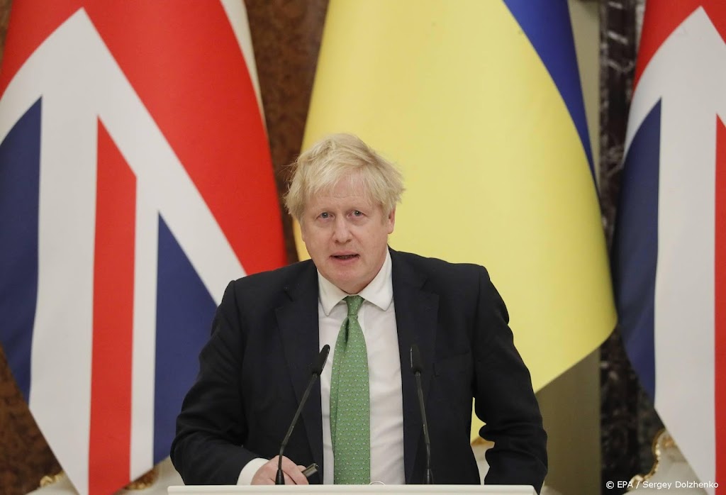 Boris Johnson kondigt maatregelen tegen Rusland aan in opiniestuk