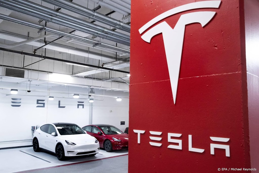 CNBC: Tesla bouwt in China auto's met minder chips door tekorten
