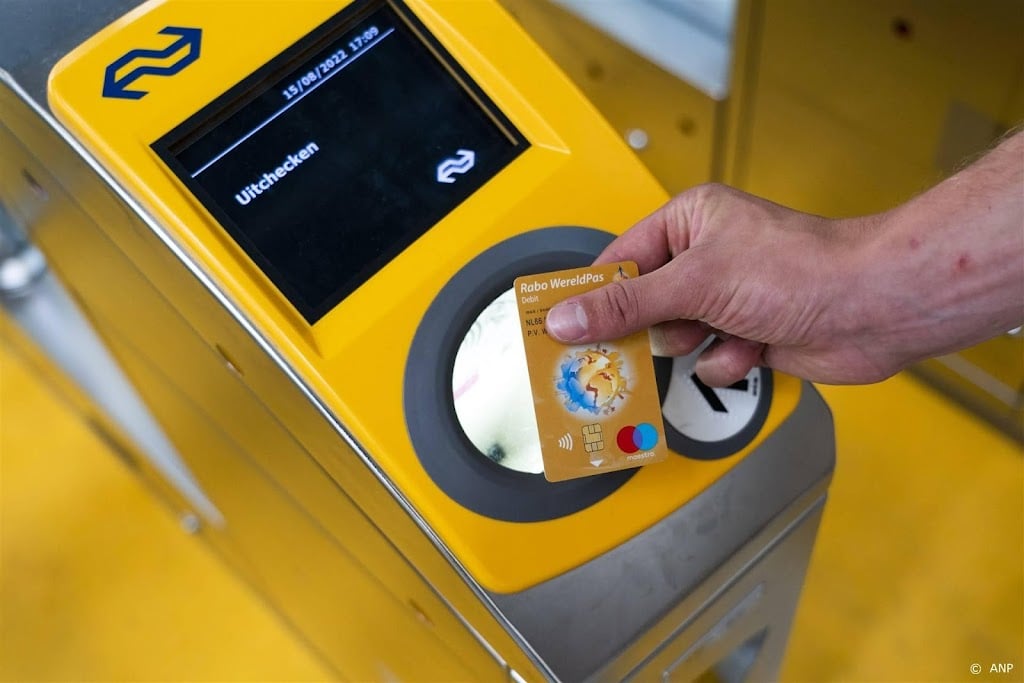NS: 70.000 keer in- en uitgecheckt met betaalpas in eerste week