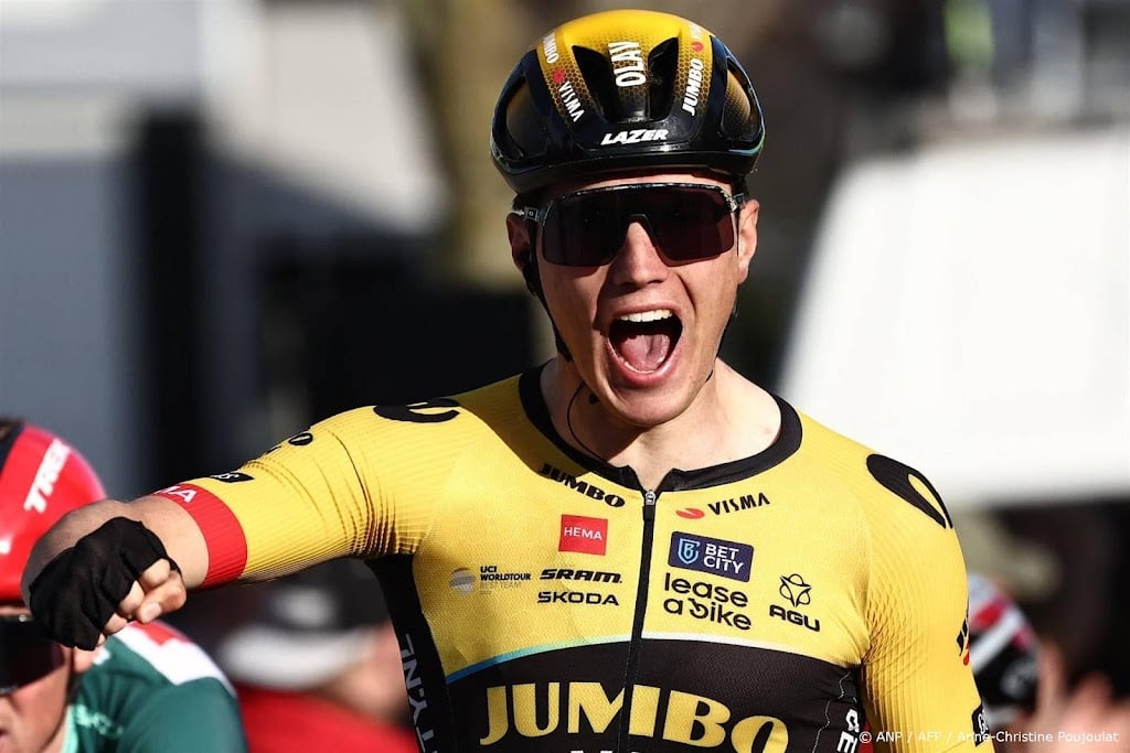 Kooij sprint naar zege in eerste etappe Ronde van Oman