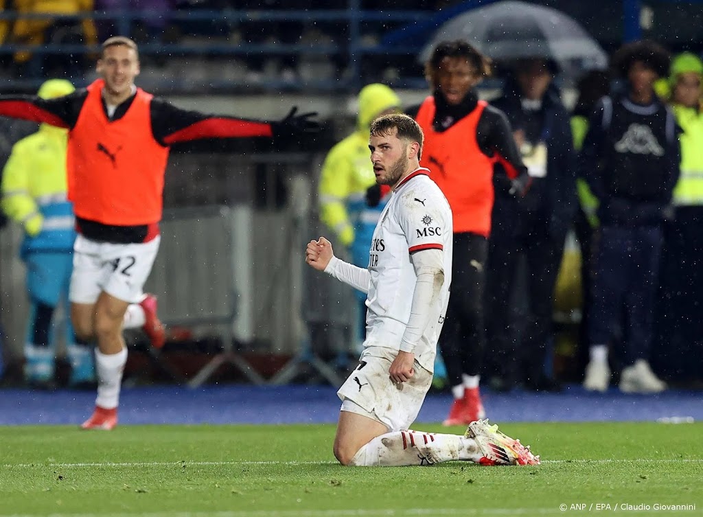 Invallers Leão en Giménez helpen AC Milan aan zege op Empoli