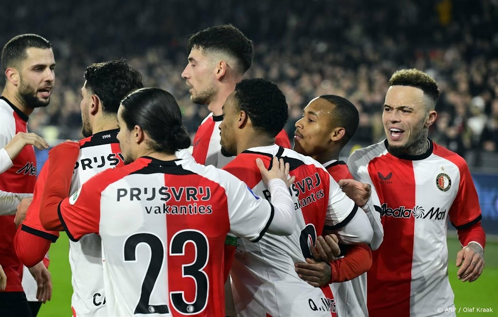 Feyenoord beëindigt slechte reeks met thuiszege (3-0) op Sparta