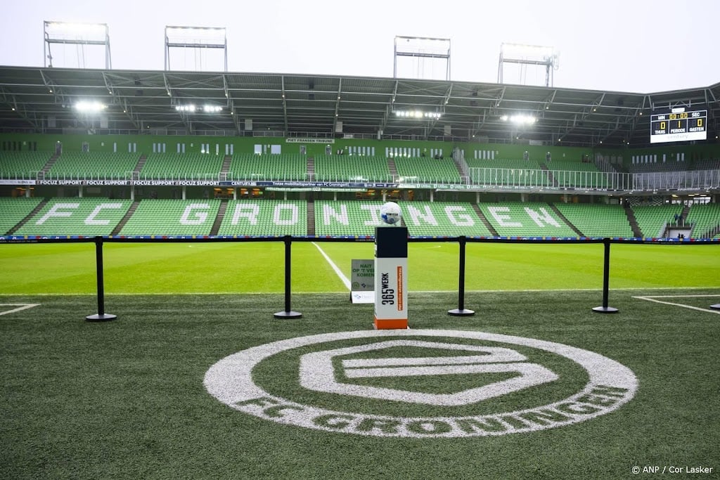 PSV begint tegen FC Groningen met Schiks in het doel