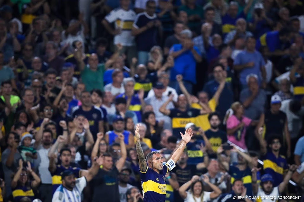 Tévez bezorgt Boca Juniors titel op laatste speeldag