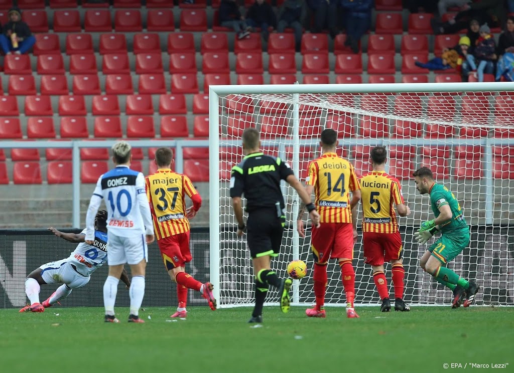 Italiaanse minister adviseert stopzetten voetbalcompetitie