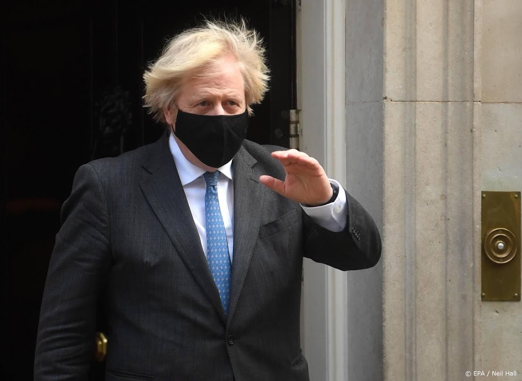 Premier Johnson: beweringen Harry en Meghan zaak van paleis