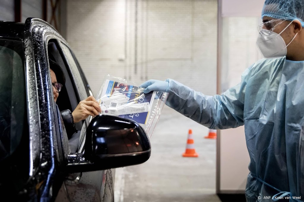 Iets minder dan 4000 nieuwe coronagevallen