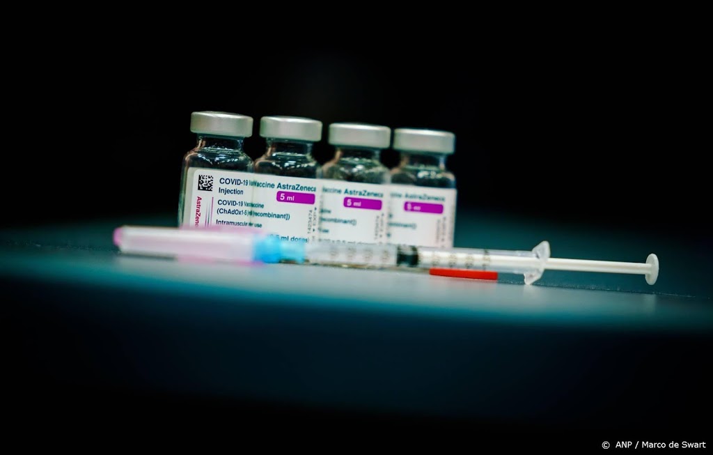 Gezondheidsraad: coronavaccin AstraZeneca ook voor 65-plussers