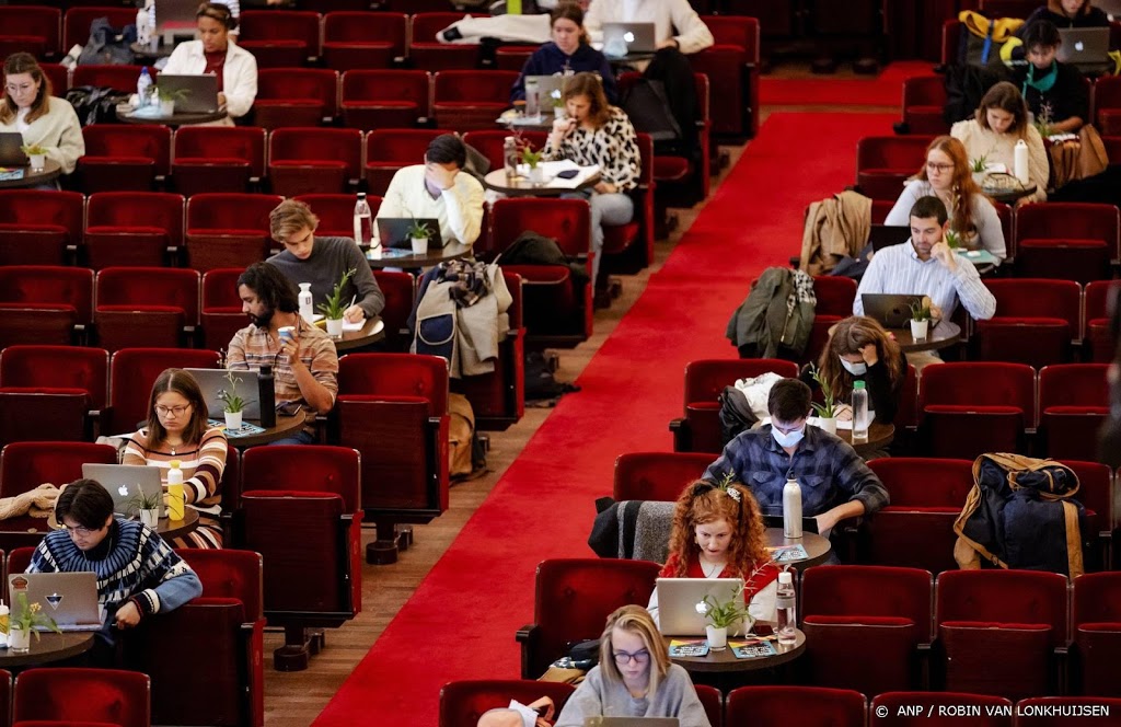 Studentenvakbond: 31 maart uiterste datum voor hoger onderwijs