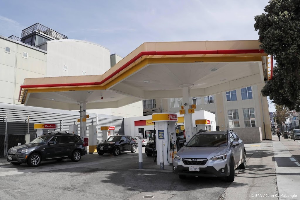Shell vertrekt helemaal uit Rusland en doet Russische olie in ban