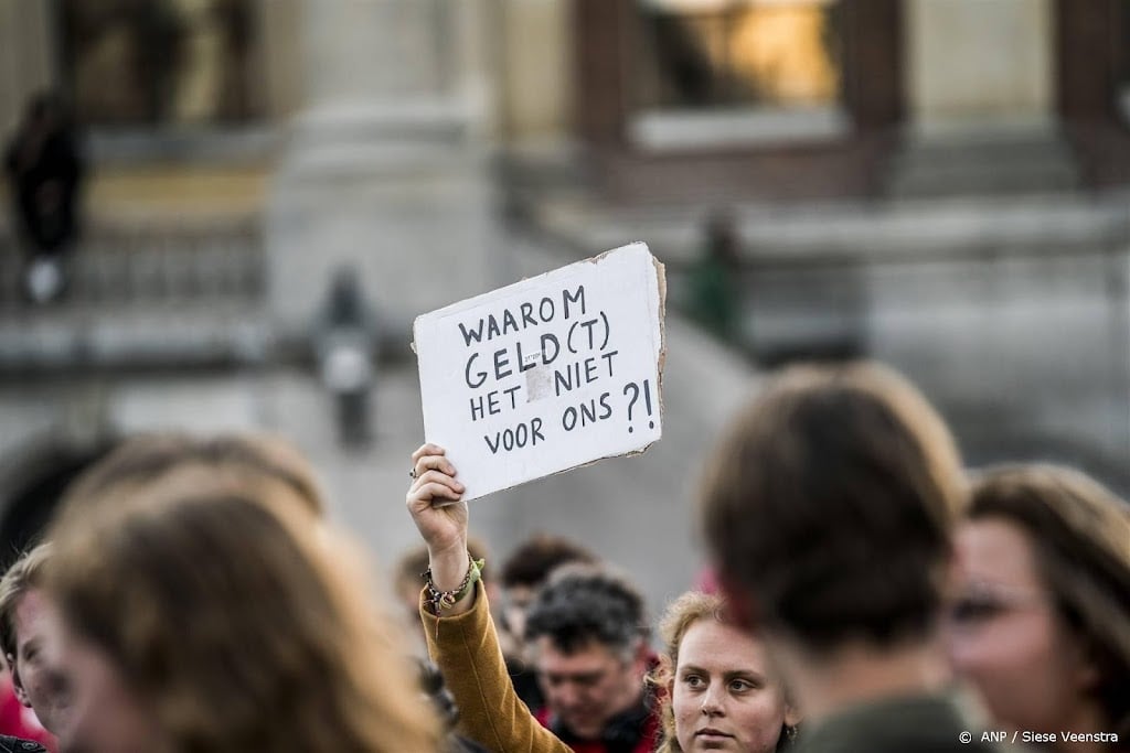Amsterdam kijkt opnieuw naar aanvragen energietoeslag studenten