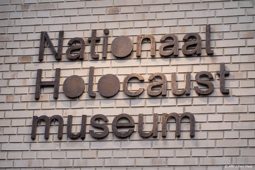 Moskeeën over opening Holocaustmuseum: geef Herzog andere rol