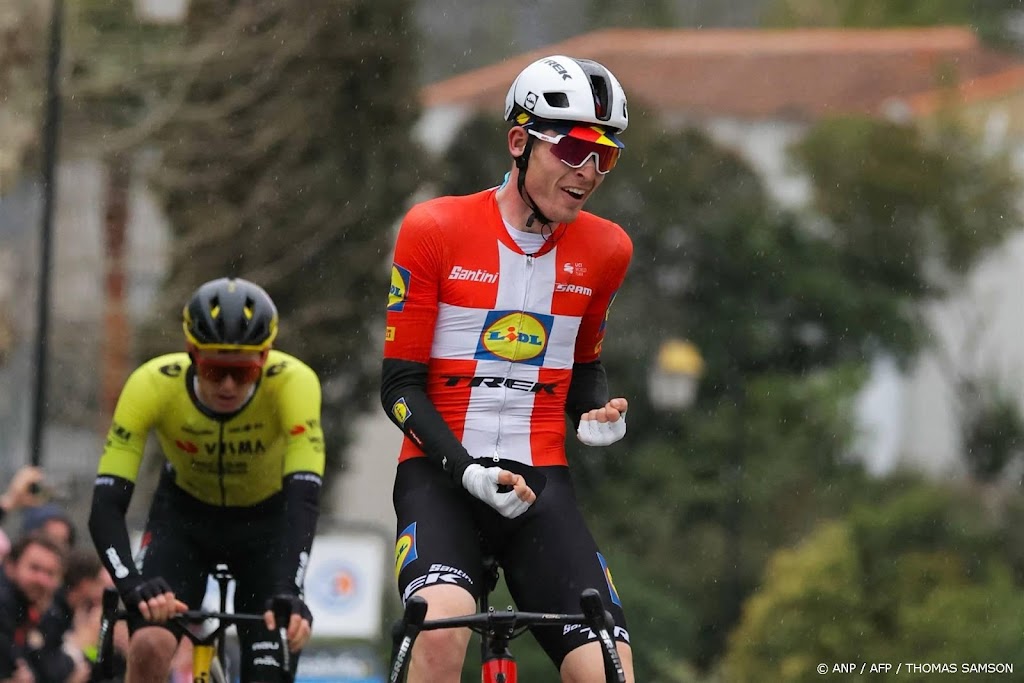 Skjelmose wint zesde etappe in Parijs-Nice, McNulty nieuwe leider