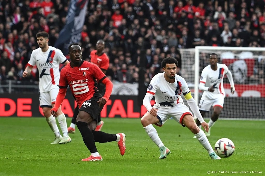 Paris Saint-Germain op halve kracht langs Stade Rennes