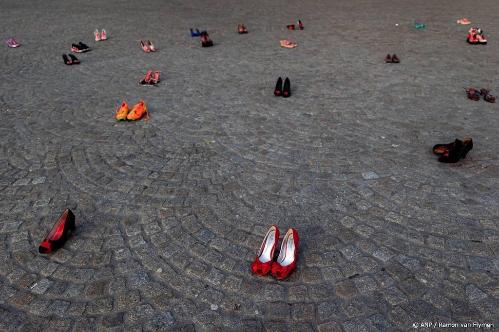 Feminist March staat stil bij oorlog en geweld tegen vrouwen
