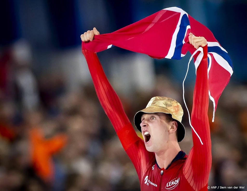 Noorse schaatser Eitrem verovert wereldtitel allround 