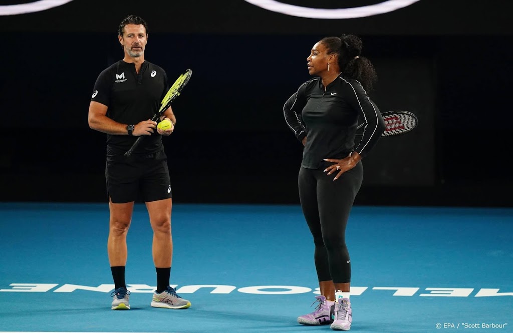 Coach Serena Williams eist hulp voor tennissers in nood