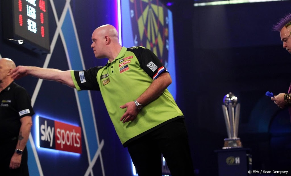 Van Gerwen verliest in Premier League Darts van invaller Wade