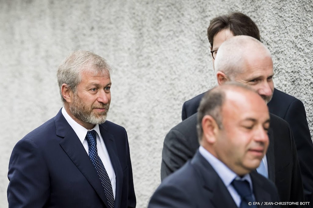 Jacht Abramovitsj in Nederland in onderhoud, stelt The Guardian