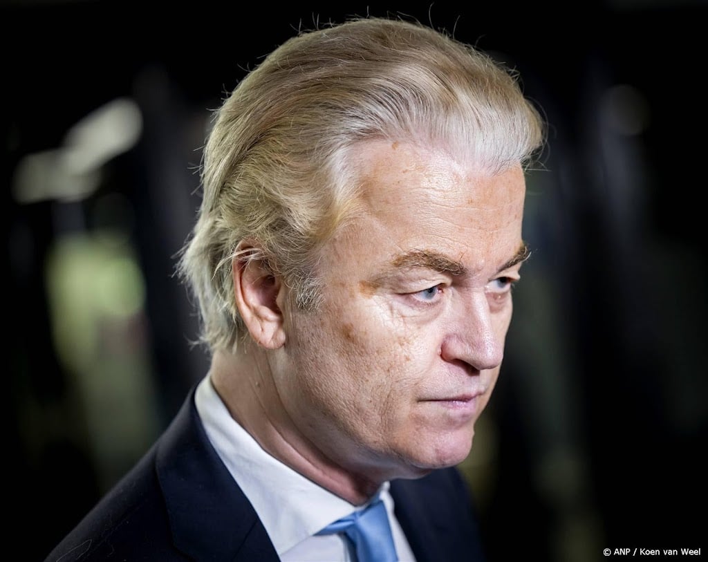 Wilders wijzigt koers om te weinig steun voor een vertrek uit EU