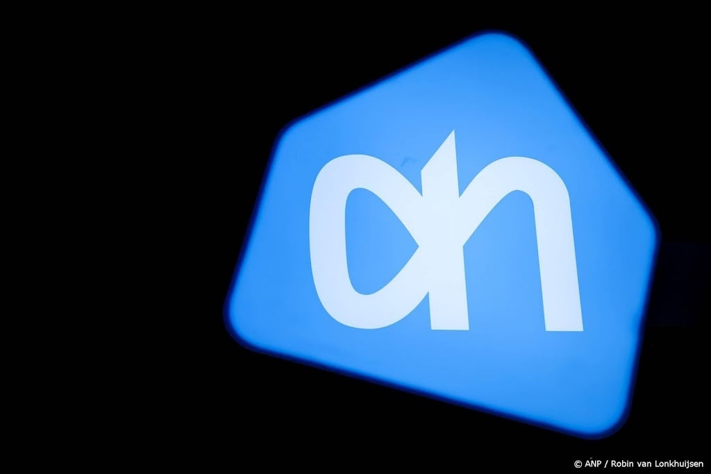 Klimaatdemonstranten voeren in Zaandam actie tegen AH-moeder