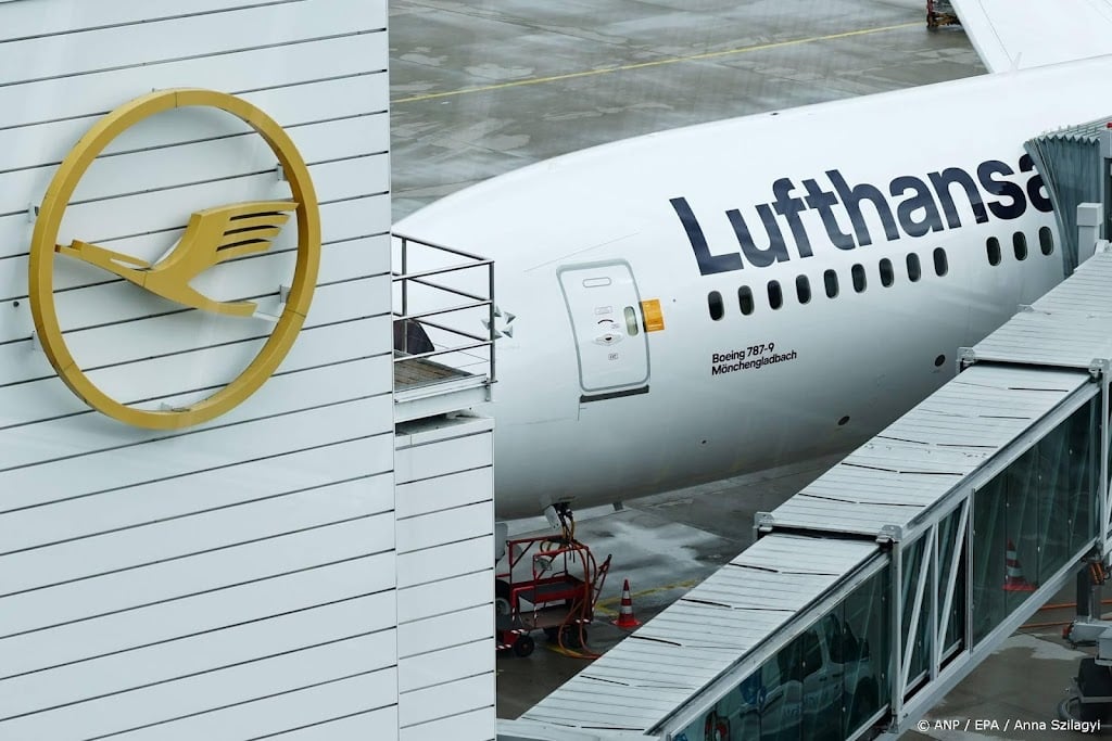 Vakbond roept cabinepersoneel Lufthansa op vrijdag te staken
