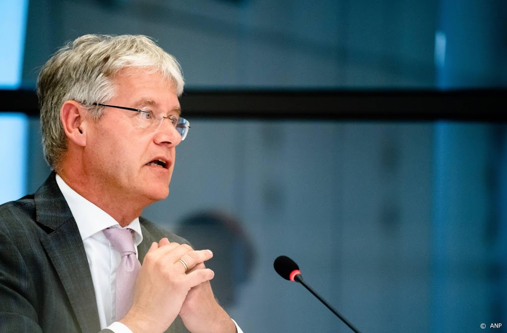 Slob laat leerachterstanden door thuisonderwijs onderzoeken