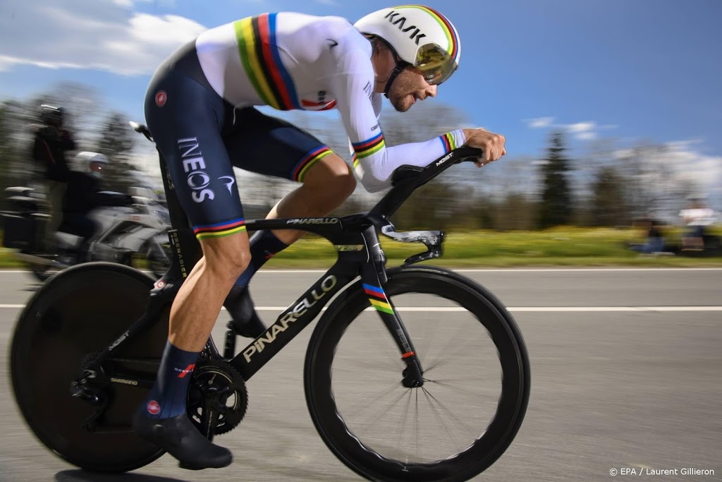 Specialist Ganna wint openingstijdrit in Giro