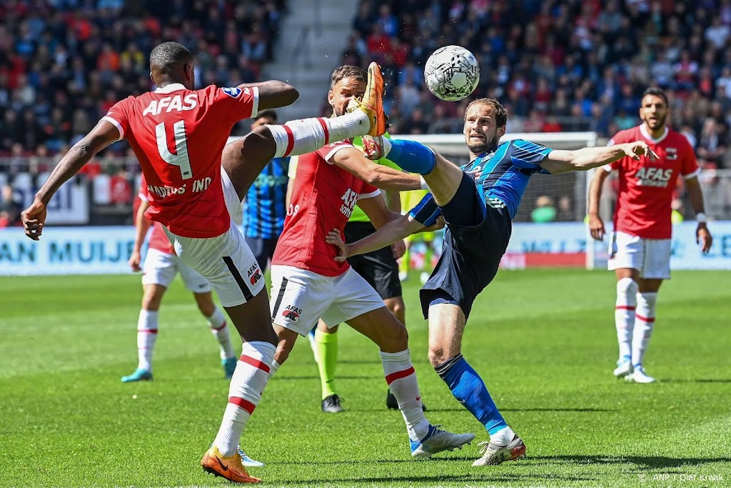 Ajacied Blind rekent zich gelijkmaker van AZ aan