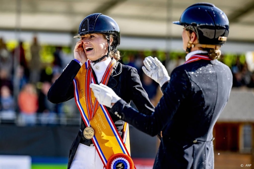 Van Liere Nederlands kampioene dressuur