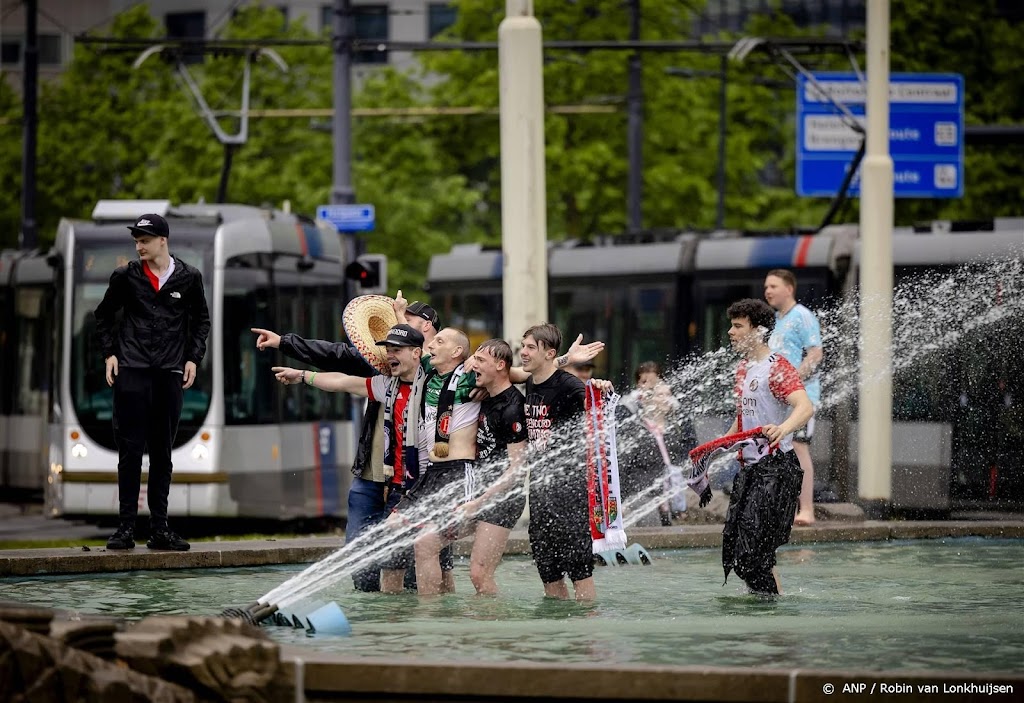 Huldiging Feyenoord op Coolsingel komende maandag om 12.00 uur