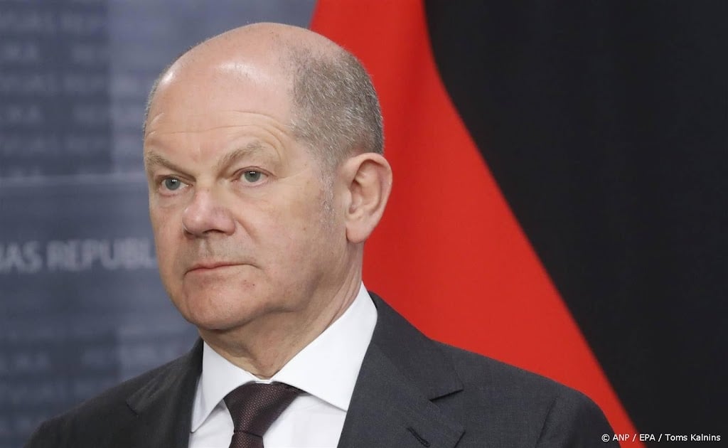 Duitse regeringsleider haalt fel uit naar aanvallers van politici