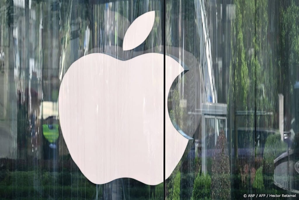 Apple vraagt rechter om uitstel bevel tot openstelling appwinkel