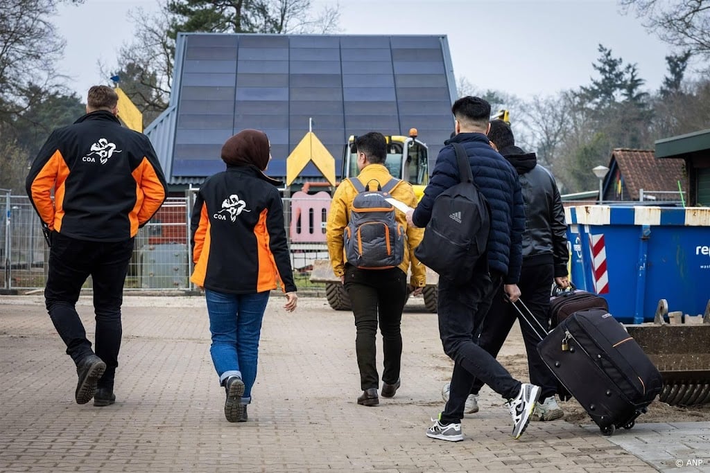 EU-hof: asielzoeker langer laten wachten dan 6 maanden mag niet