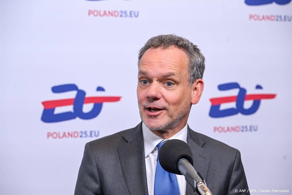 Veldkamp: druk op Rusland moet worden opgevoerd 