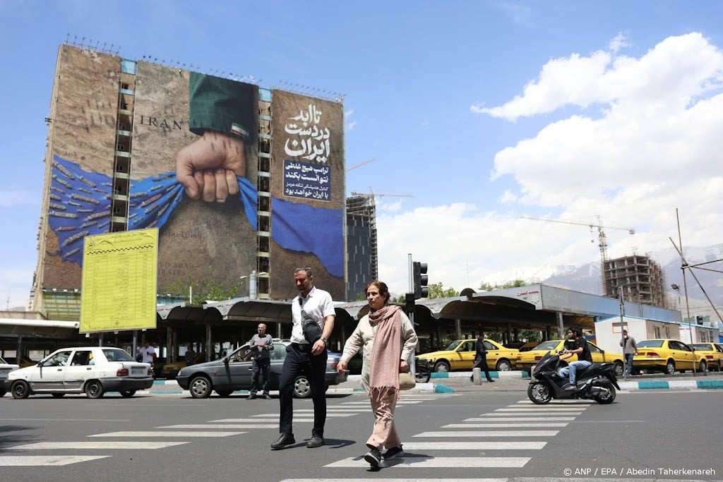 AEX-index verder omlaag na nieuwe aanvallen tussen VS en Iran 