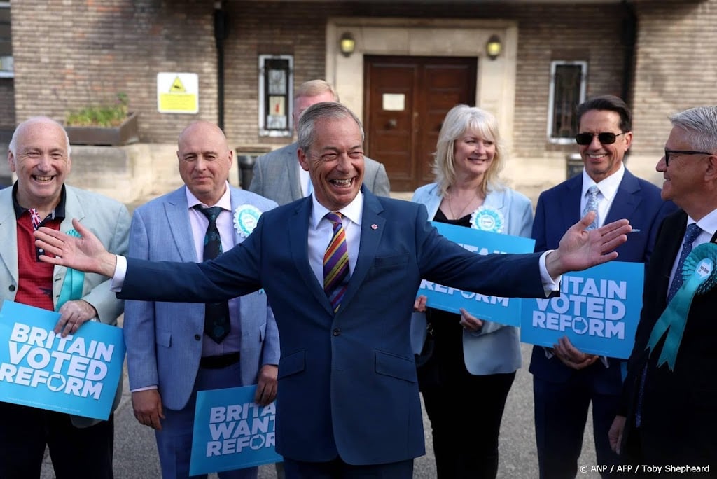 Farage viert 'historische verandering' bij lokale verkiezingen