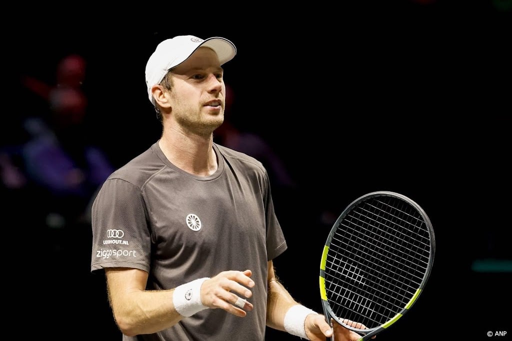 Tennisser Van de Zandschulp naar derde ronde in Rome 